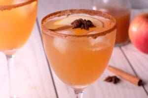 5 Mocktail Recipes to Celebrate Dry January 4 Apple Pie Fizz