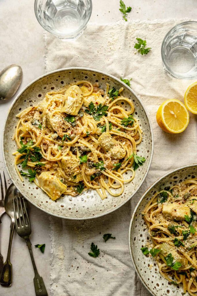 15-Minute Lemon Artichoke Spaghetti