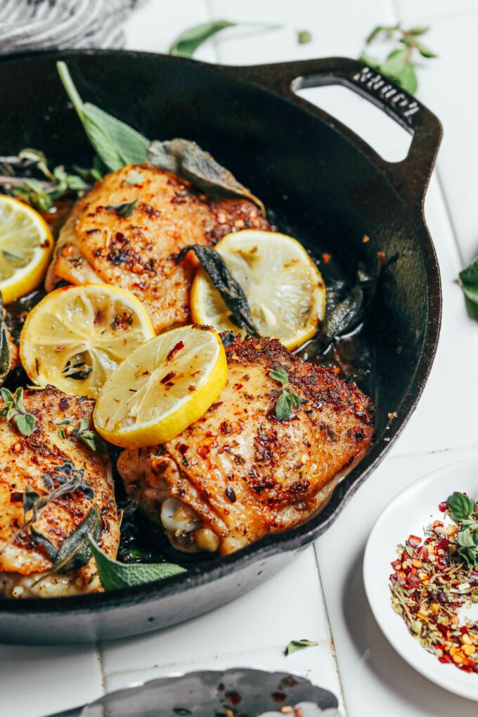 Garlic & Herb Roasted Chicken Thighs